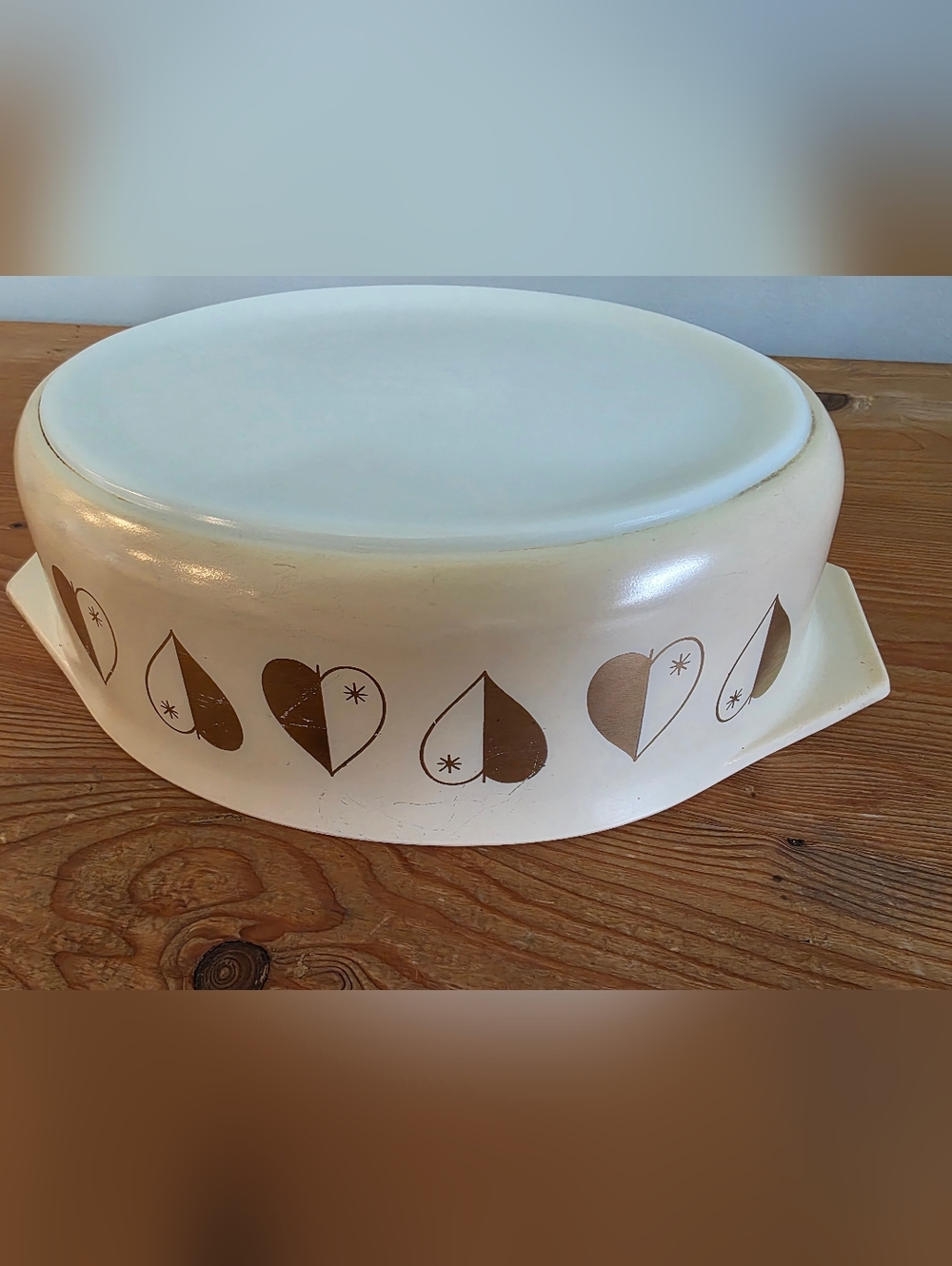 Vintage Pyrex Golden Hearts - Picture 3 of 8